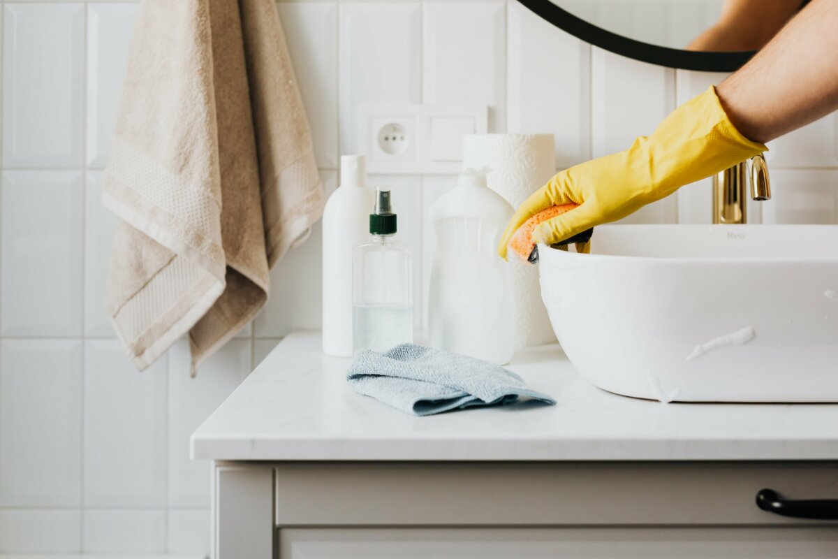 Keeping Your Home Clean – Naturally