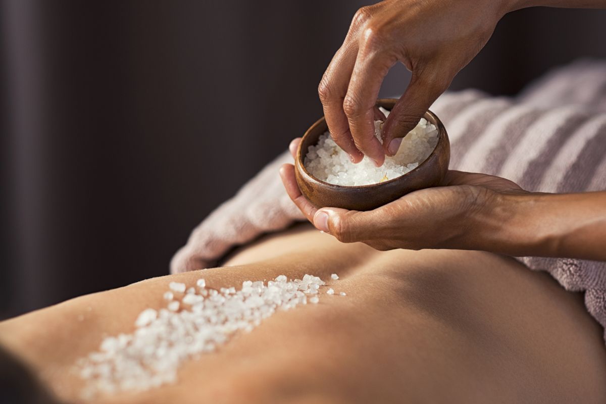 Salt Spa Benefits for Health and Relaxation